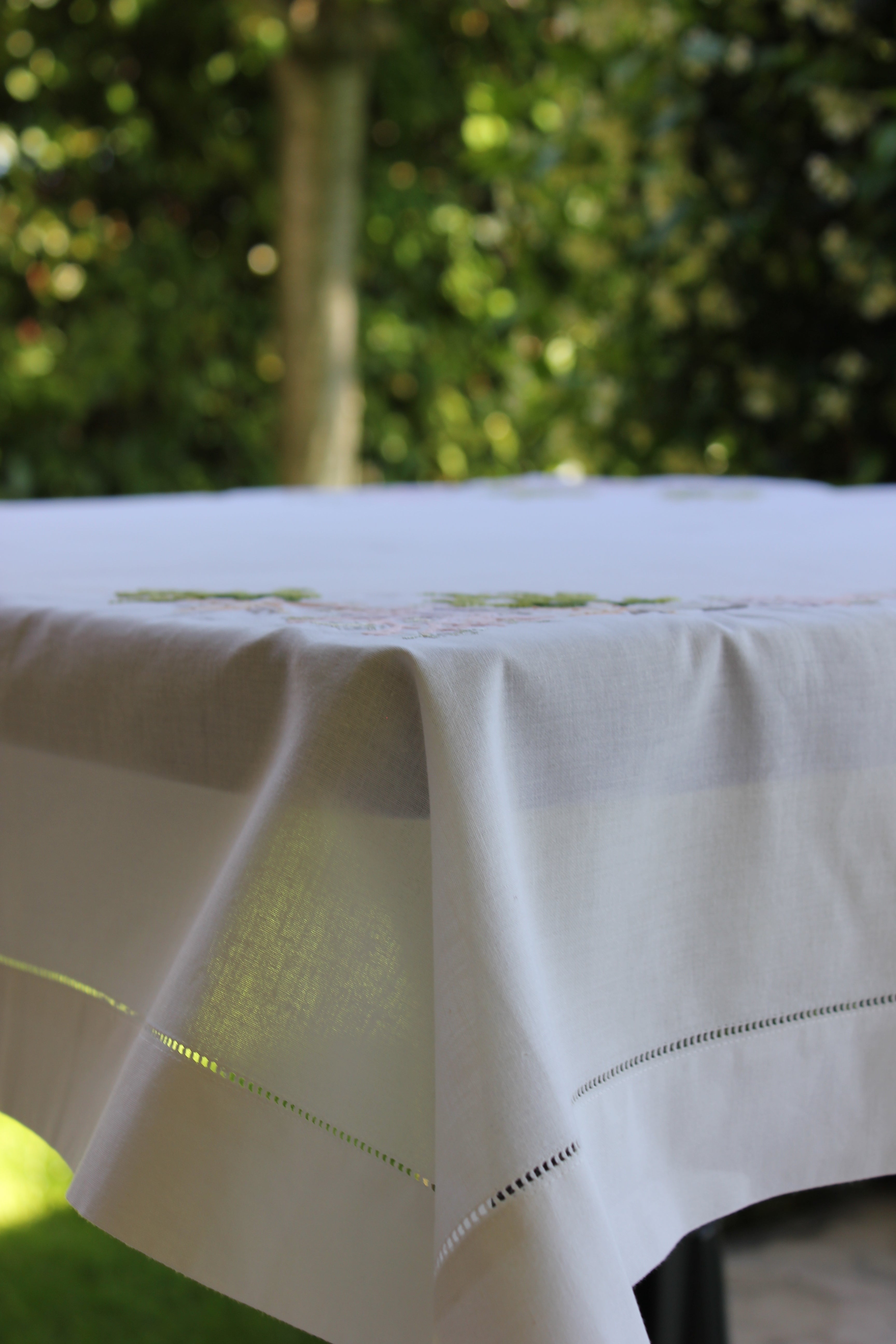 Siena Embroidered Table Cloth White