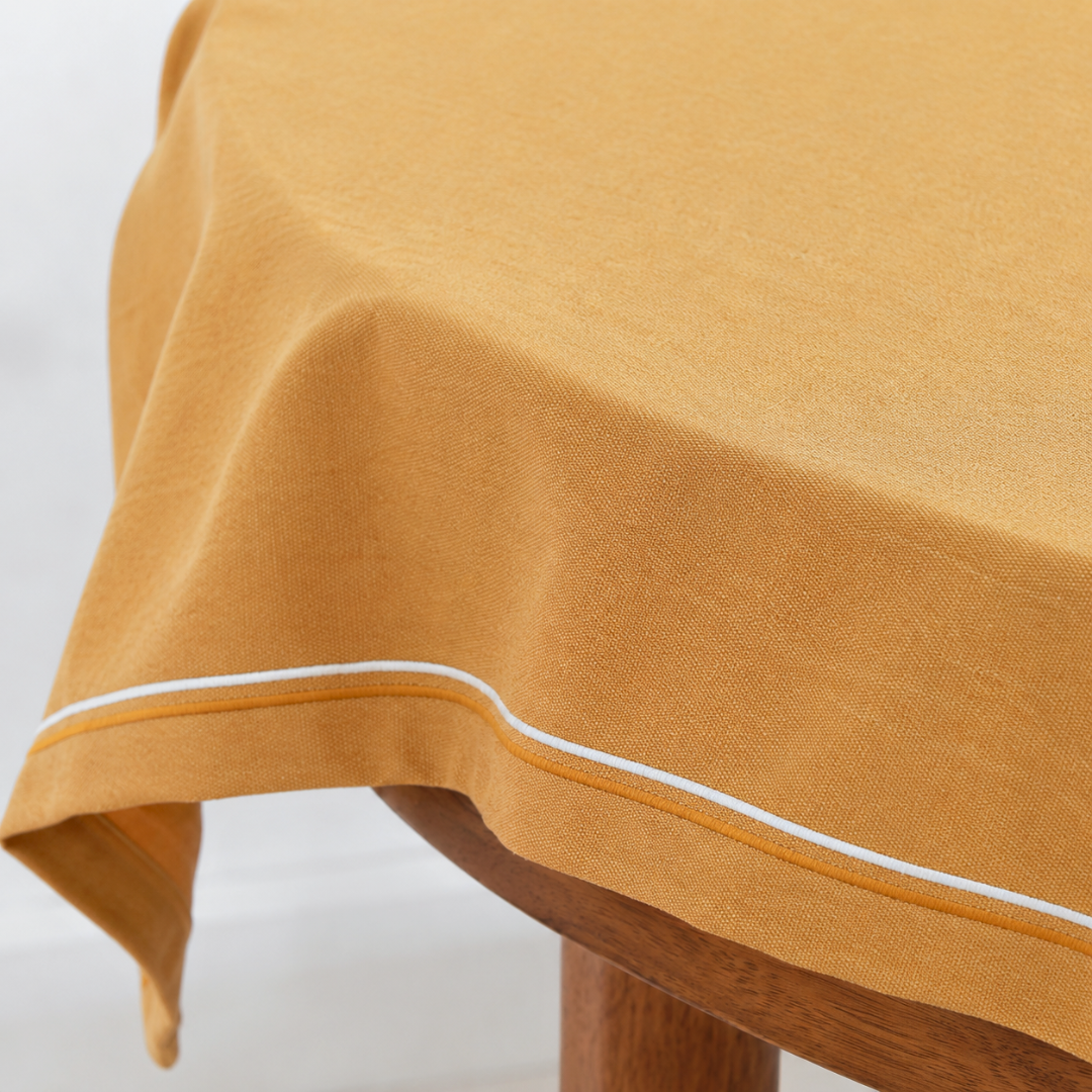 Genoa Woven Linen Stain Resistant Round Table Cloth White