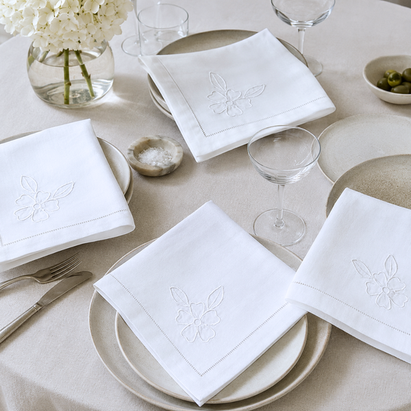 Hole Embroidered Linen Napkin Set Cup (4 Pack)