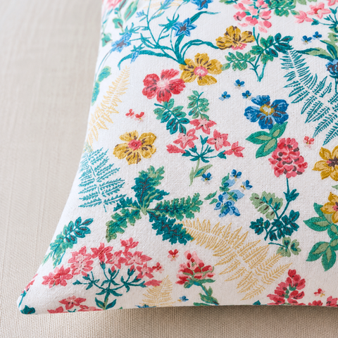 Summer Garden Throw Pillow Cover 45x45 cm