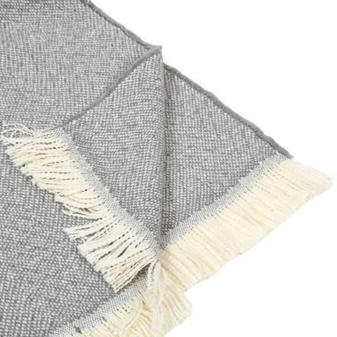 Aura Cashmere Throw Cover Smoked 