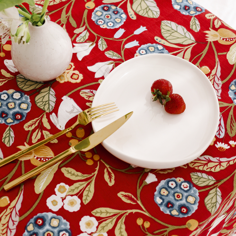 Cyra Premium Linen Tablecloth Red