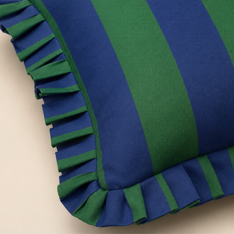Navy & Green Stripe Fırfır Kenarlı Kırlent Kılıfı