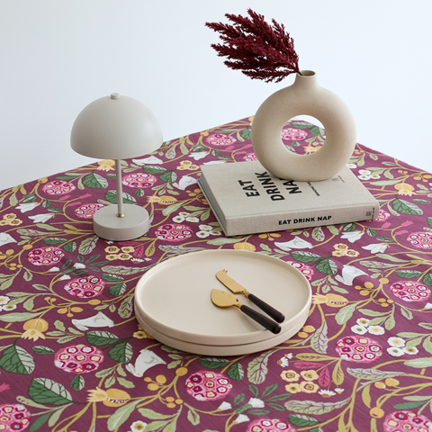 Cyra Premium Linen Tablecloth Red