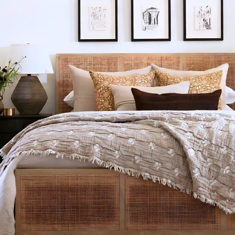 Anatolia Çift Kişilik İşlemeli Saf Pamuk Yatak Örtüsü 240x260 cm Bej