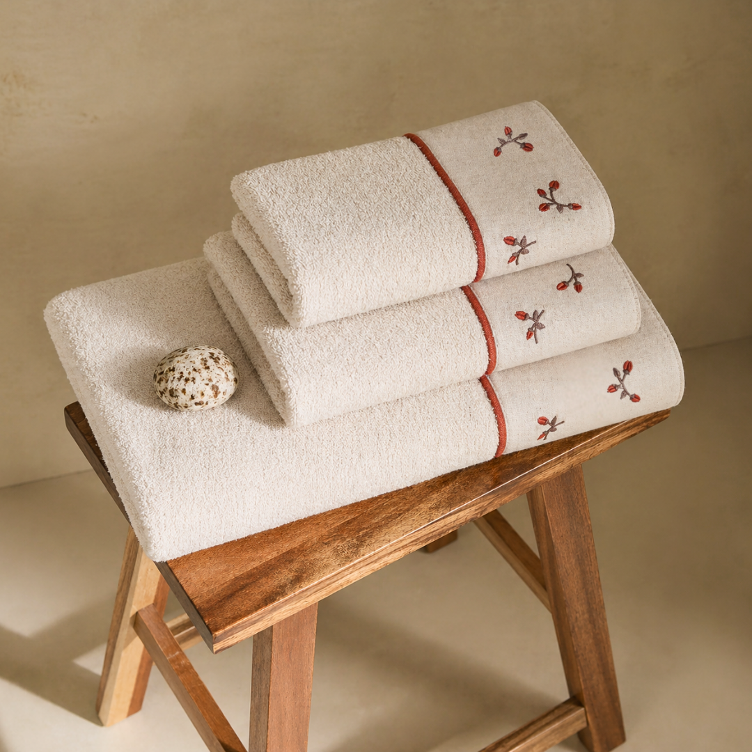 Roseberry Nakışlı Organik Pamuk Yüz Havlusu 50x90 cm
