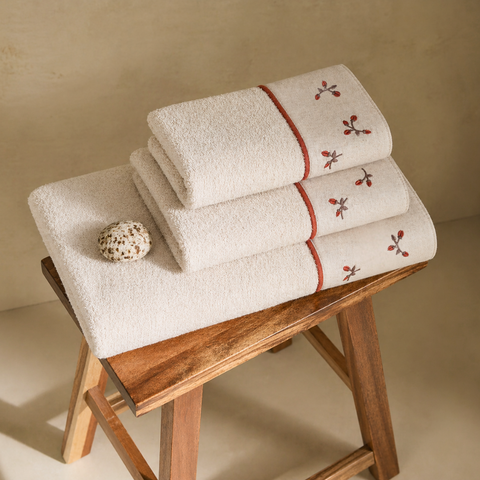 Roseberry Nakışlı Organik Pamuk Yüz Havlusu 50x90 cm