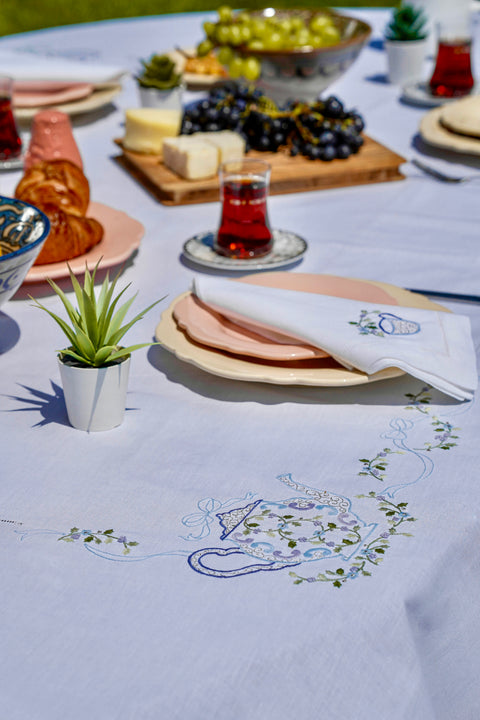 Sierra Embroidered Linen Tablecloth Set 170x250 cm