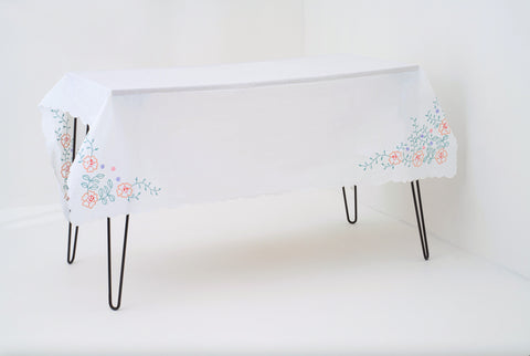 Carlita Embroidery Linen Tablecloth 160x160 cm White