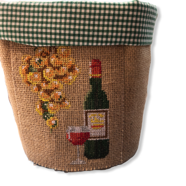 Wine Design Woven Basket Goblet Pattern
