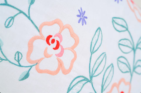 Carlita Embroidery Linen Tablecloth 160x160 cm White
