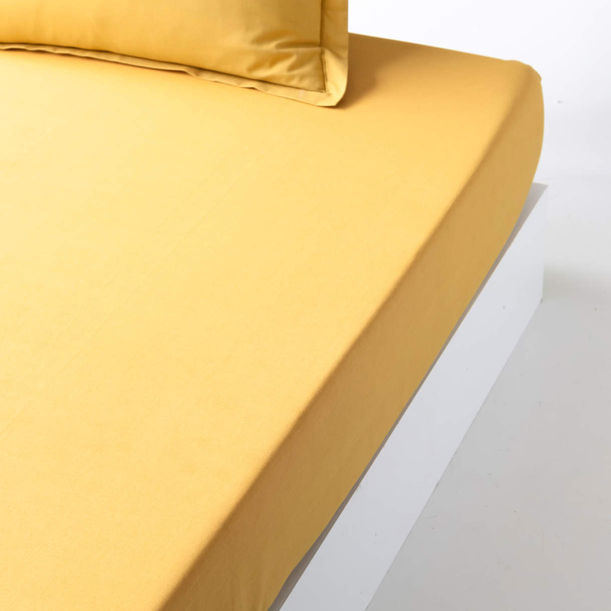 Single Elastic Bamboo Aloe Vera Bed Sheet 100x200 cm Yellow